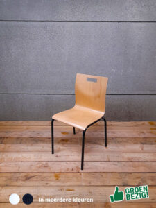 Stapelstoel Cosmo diverse kleuren €49,-